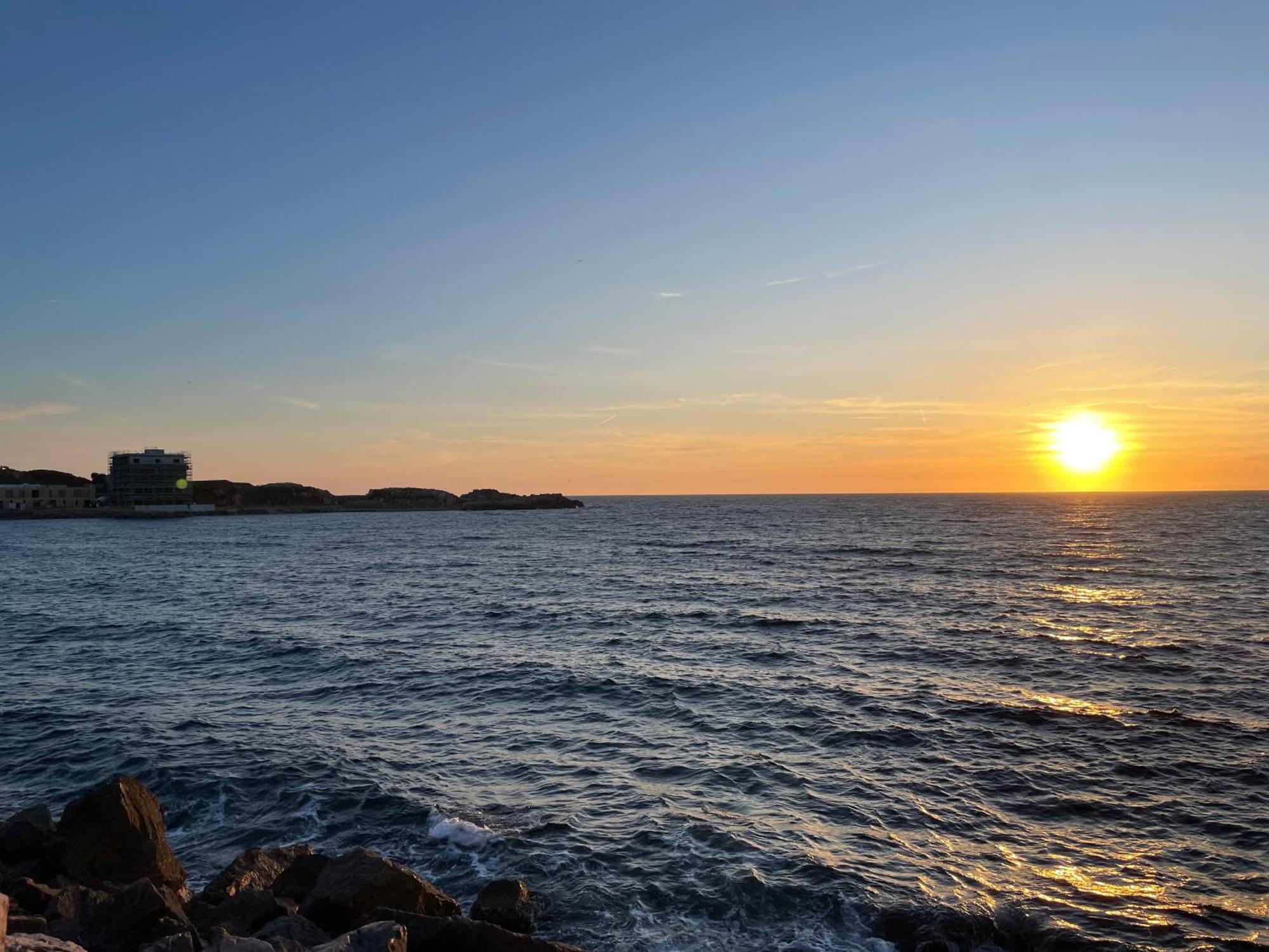21 - Tres Agreable Rdc Avec Terrasse Et Parking Apartamento Bandol Exterior foto